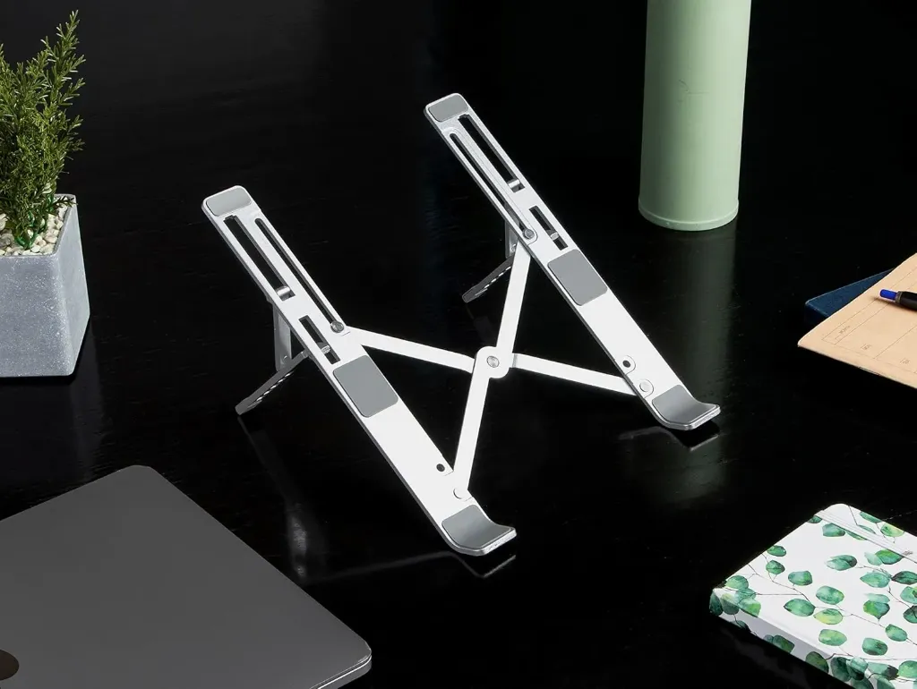 Urbanrat Laptop stand- 6 Angles Adjustable Aluminum Ergonomic Foldable Portable Tabletop Laptop/Desktop Riser Stand